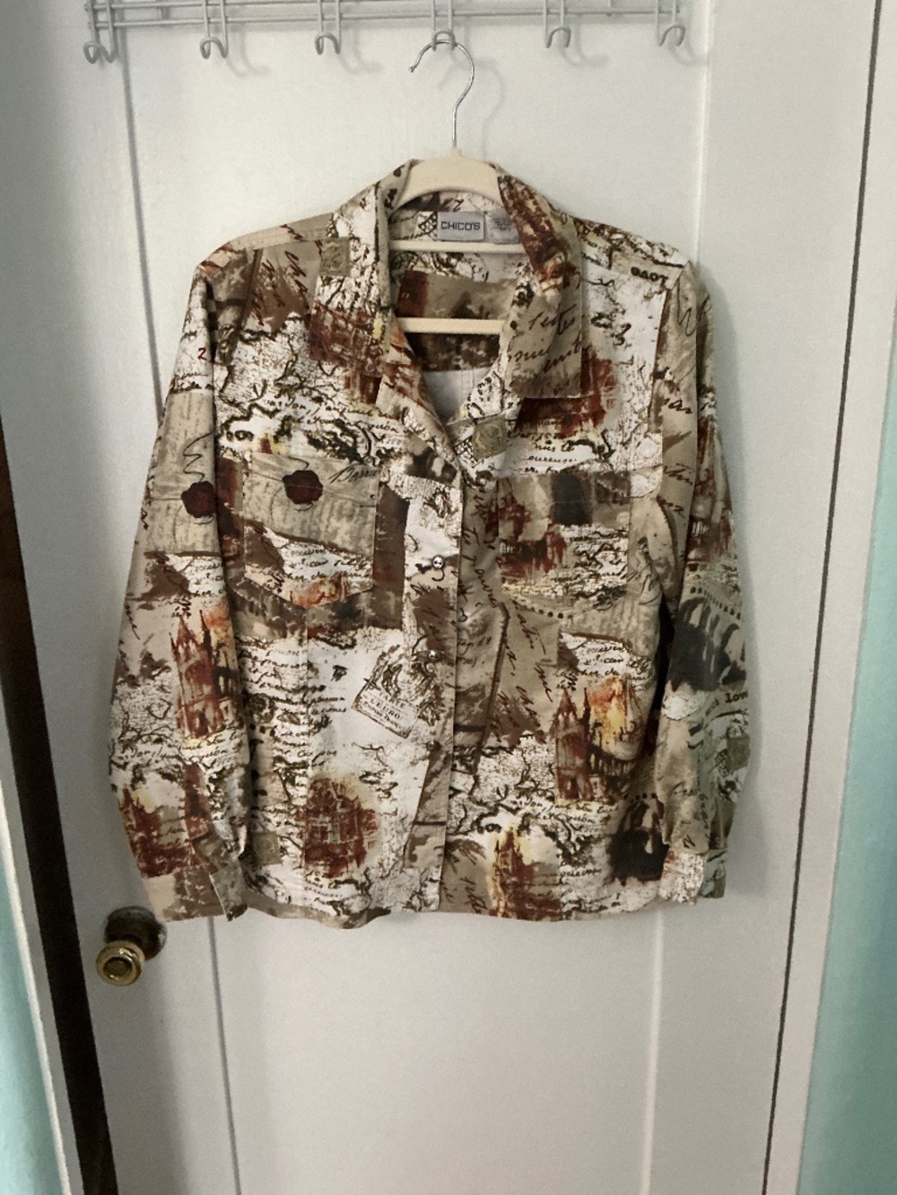 Chico’s Artistic Print Jacket | Neutral Collage Button Front Statement Jacket
